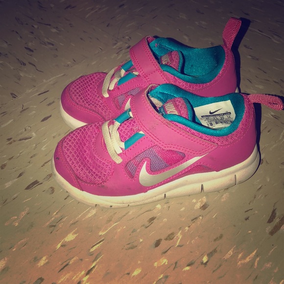 Toddler Nike Free RN Sneakers - Picture 1 of 1